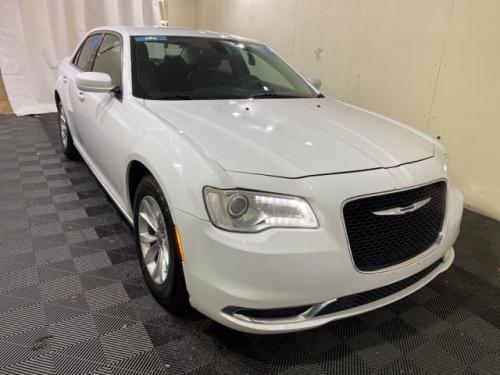 2016 Chrysler 300 Limited RWD